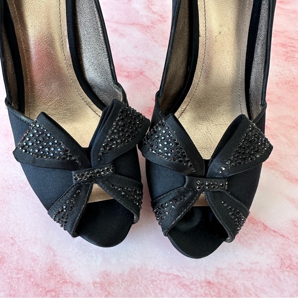 Joan & David Daparris Peep Toe Heel Pump Black Satin 9.5 - Picture 2 of 11